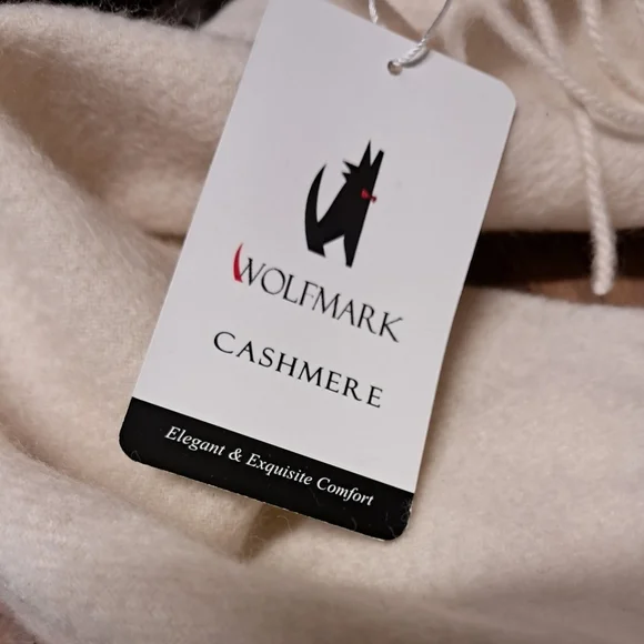 Cashmere/Wool Scarf NWT - Picture 2 of 3